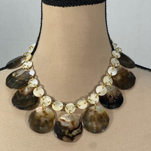 None Jewelry - Tiger Shell Statement Necklace Natural Brown White Boho  Jewelry size 18”